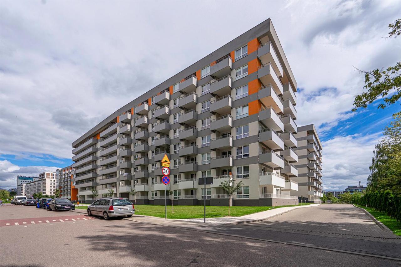 Lotnisko Chopina Modern Apartment Warschau Exterior foto